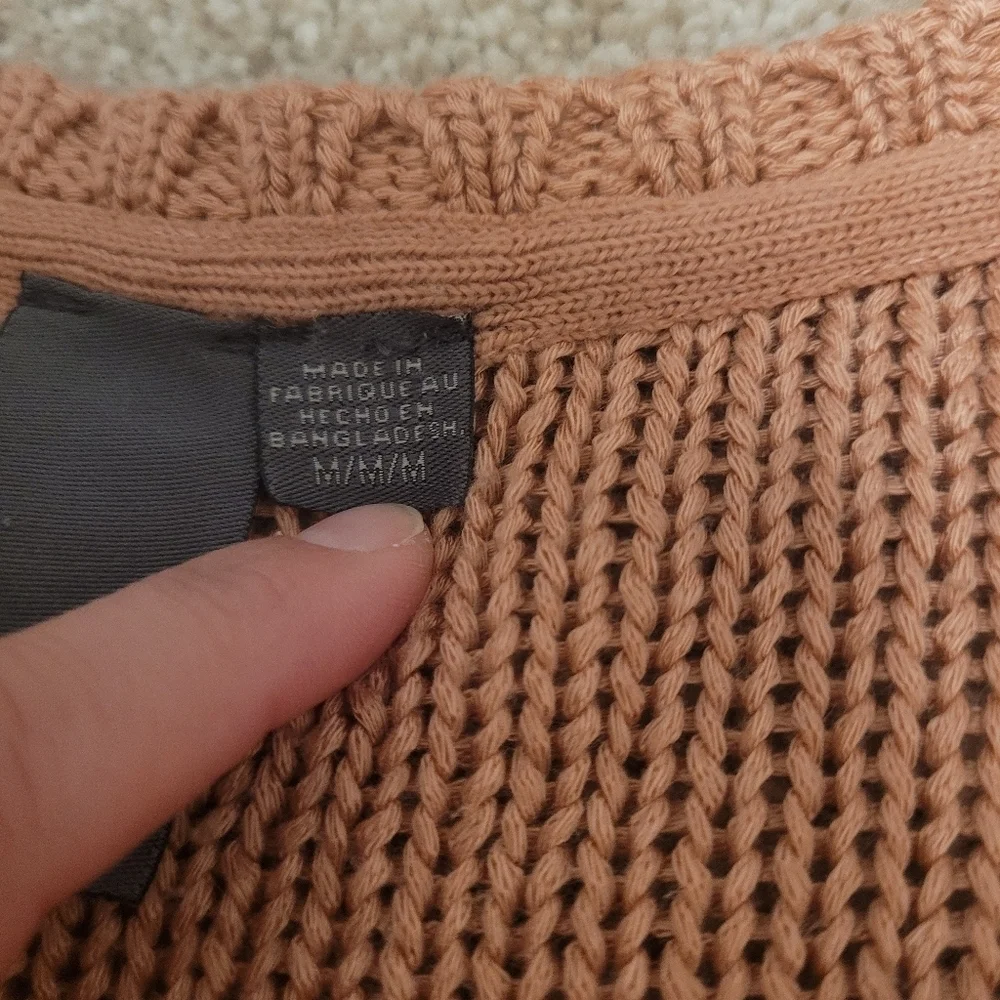 Quinn Women's Peach Knit Crochet Sweater Size Medium